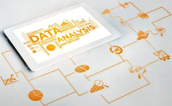 Sven der Datenanalytiker und Experte für Firmen